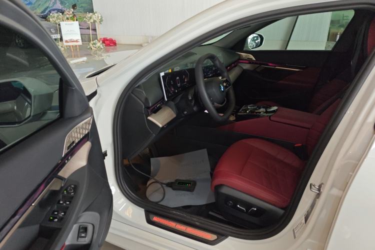 Used BMW 5 Series 2024 530Li Luxury Package Premium Edition
