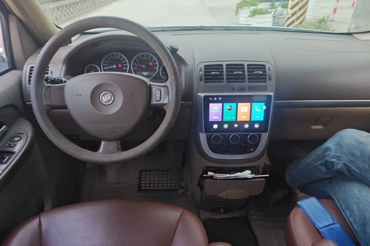 Used Buick GL8 2014 2.4L Classic Edition
