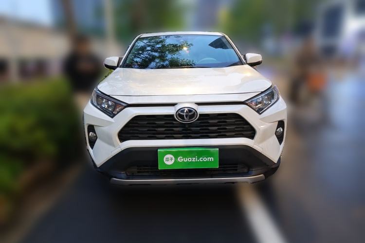 Used Toyota RAV4 2021 2.0L CVT Two-Wheel Drive Fashion PLUS Edition Front