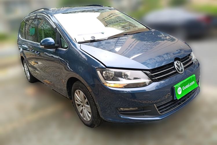 Used Volkswagen Sharan 2016 280TSI Enjoyment Model 7-Seater Front Right 45 Deg