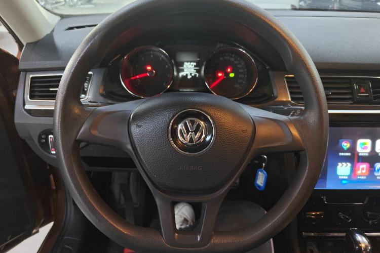 Used Volkswagen C-TREK 2017 1.6L Automatic Comfort Model Steering Wheel