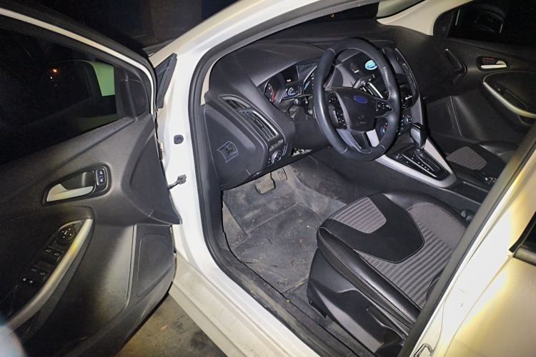 Used Ford Focus 2017 Hatchback EcoBoost 180 Automatic Sport Model Driver Seat