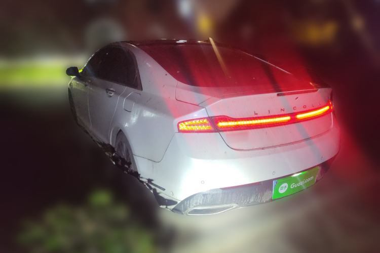 Used Lincoln MKZ 2017 2.0T Luxury Edition Rear Left 45 Deg