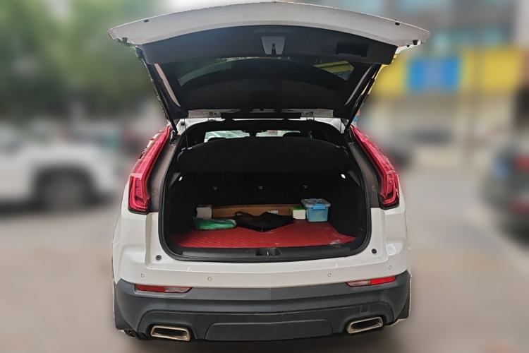 Used Cadillac XT4 2018 28T Two-Wheel Drive Tech Version