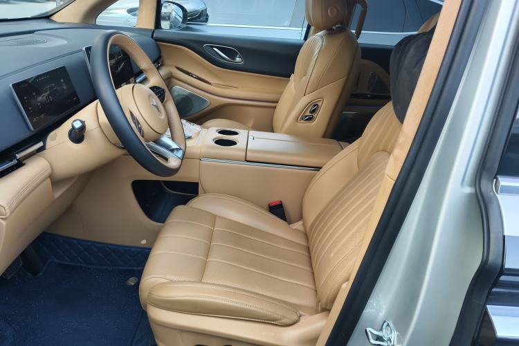 Used VOYAH Dream 2025 PHEV Four-Wheel-Drive Flagship Version – Qiankun Edition