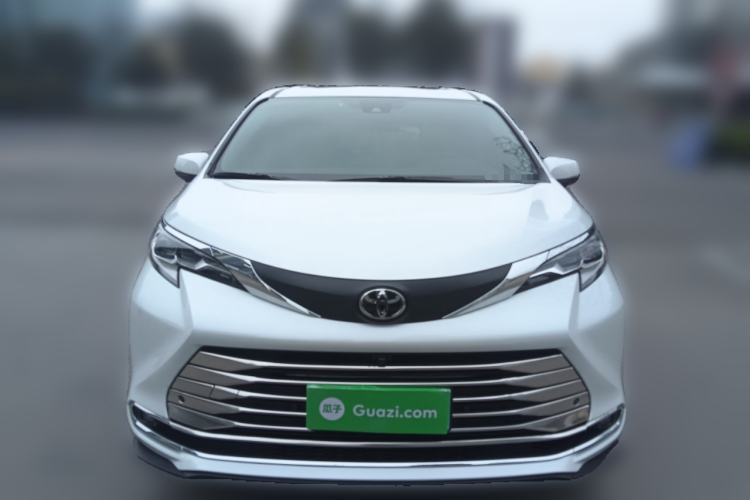 Used Toyota Sienna 2026 Model 2.5L Dual-Engine Two-Wheel-Drive Comfort Edition