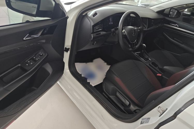 Used Volkswagen Bora 2021 1.5L Automatic Comfort Smart Connect Edition Interior 3