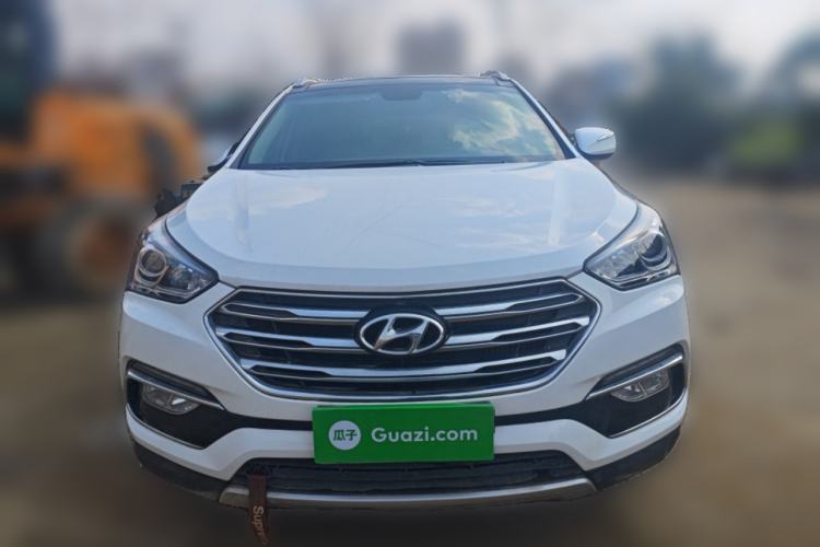 Used Hyundai Santa Fe 2017 2.0T Automatic All-Wheel Drive Smart 7-Seater
