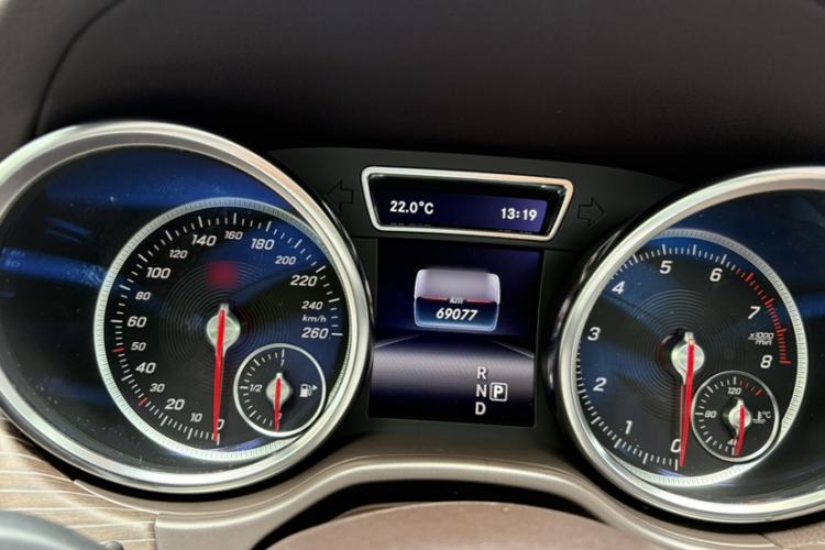 Used Mercedes-Benz GLE 2018 GLE 320 4MATIC Dynamic Edition Collector's Edition Instrument Cluster