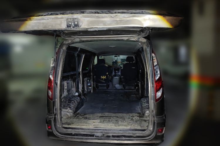 Used Foton Scenic G5 2020 2.0L Long-Wheelbase Flat-Roof 6-Seater Multi-Purpose Passenger Vehicle 1TZS Trunk