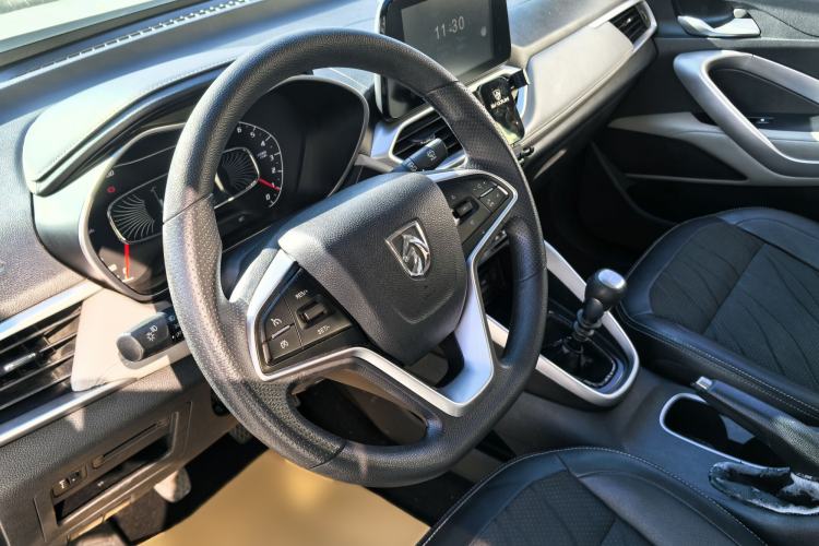 Used Baojun 510 2017 1.5L Manual Fashion Model