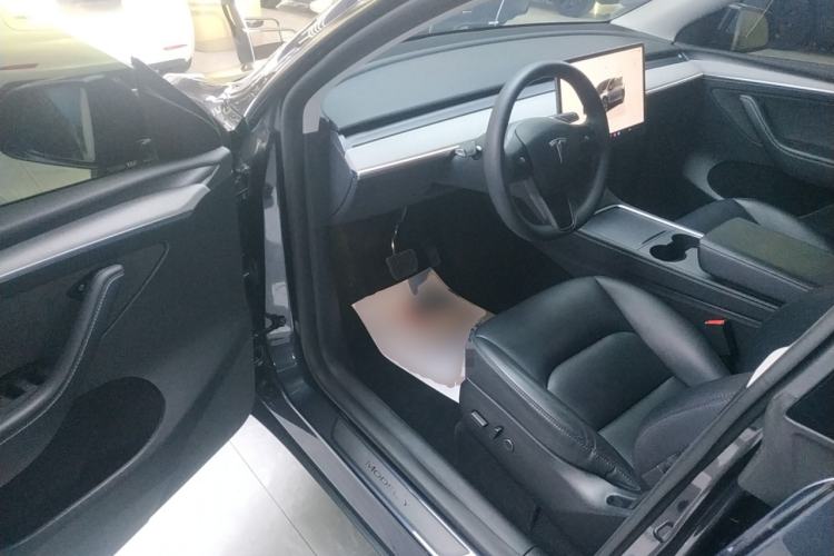 Used Tesla Model Y 2024 Rear-Wheel-Drive Version