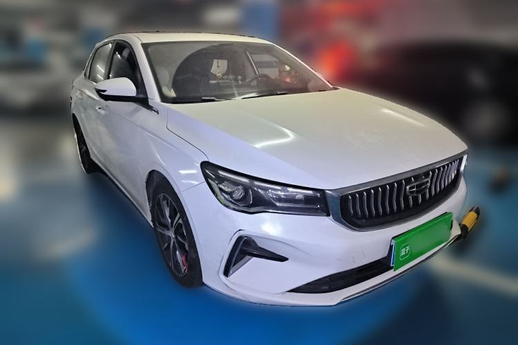 Used Geely Auto Emgrand 2022 4th Generation 1.5L CVT Flagship Model Front Right 45 Deg