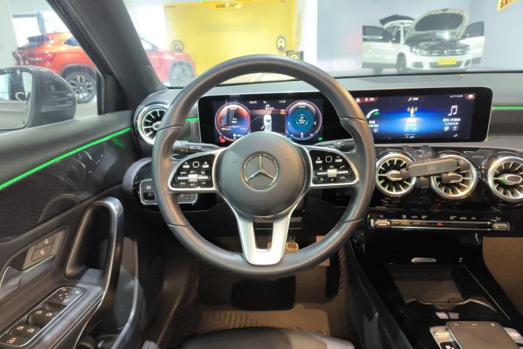Used Mercedes-Benz A-Class 2019 A 200 Dynamic Edition Steering Wheel