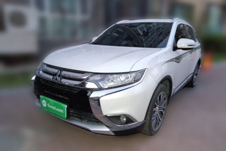 Used Mitsubishi Outlander 2018 2.0L Two-Wheel Drive Glory Edition 5 Seats