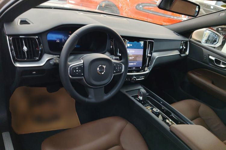 Used Volvo S60 2025 B4 Zhiyi Luxury Edition