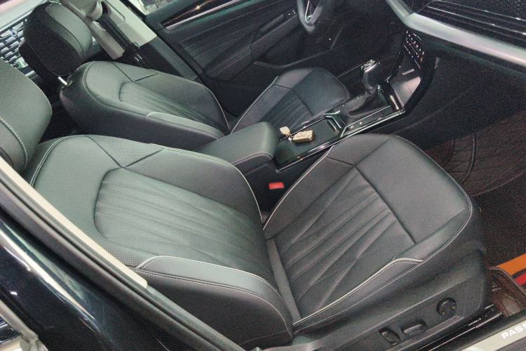 Used Volkswagen Passat 2023 Facelift 330TSI Luxury Edition