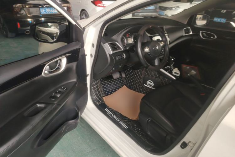 Used Nissan Sylphy 2019 1.6XV CVT Smart Connect Luxury Edition China V Standard Driver Seat