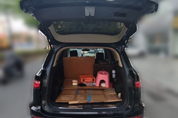 Used Zotye T800 2018 2.0T Automatic Luxury Connected 7-Seater