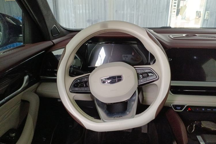 Used Geely Auto Monjaro L 2024 2.0TD High-Power Automatic Two-Wheel Drive Yunqi Version
