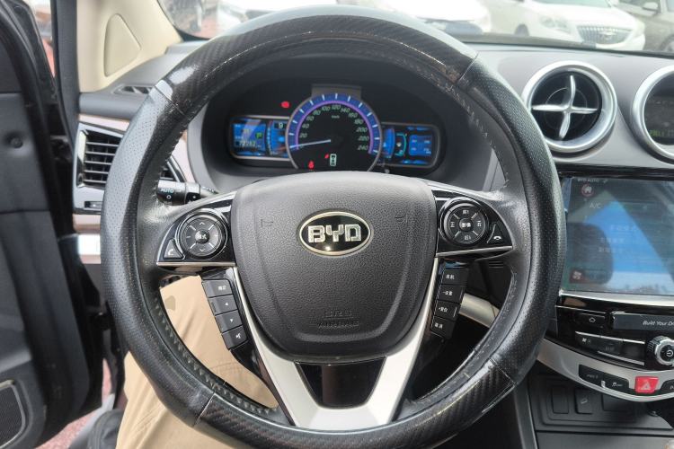 Used BYD S7 2016 2.0T Automatic Prestige Plus
