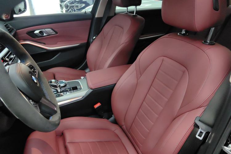 Used BMW 3 Series 2021 Second Facelift 330Li xDrive M Sport Night Edition Package
