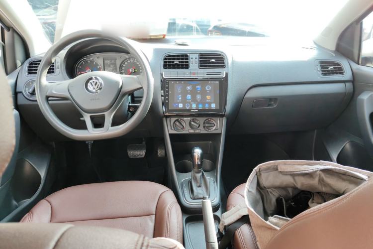 Used Volkswagen Polo 2016 1.4L Cross Polo Automatic