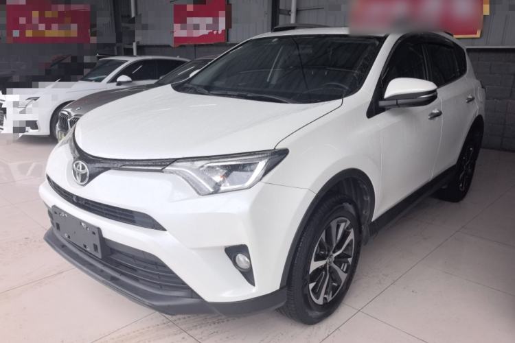 Used Toyota RAV4 2016 2.0L CVT Two-Wheel Drive Fashion Edition China V Standard