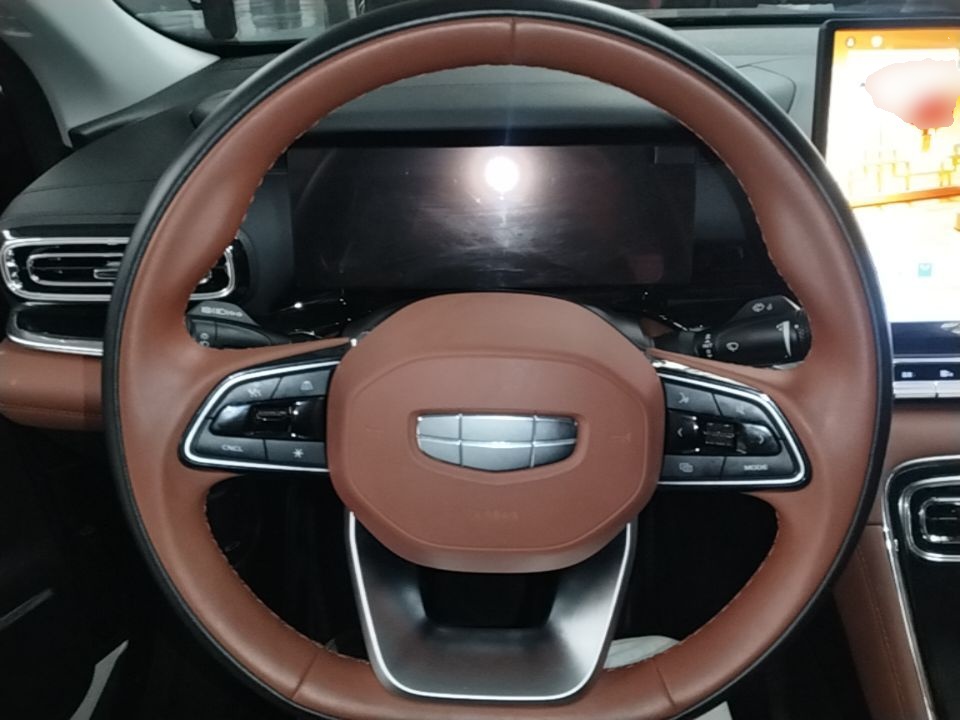 Geely Auto Emgrand 2026 Model 5th Generation 1.5T DCT Flagship Edition — снимка 13