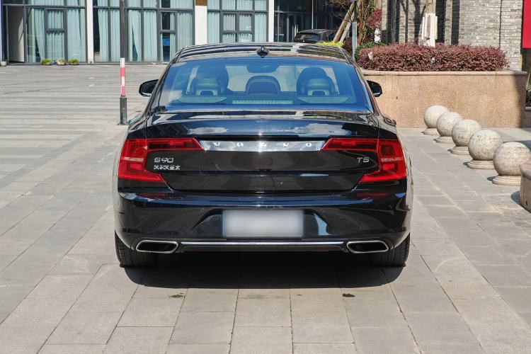 Used Volvo S90 2018 T5 Zhiyuan Edition
