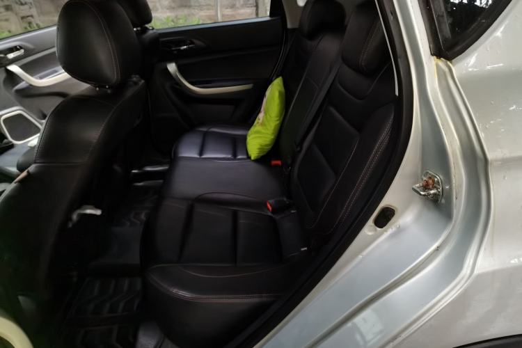 Used Changan CS35 2014 1.6L Manual Luxury Model China IV Standard