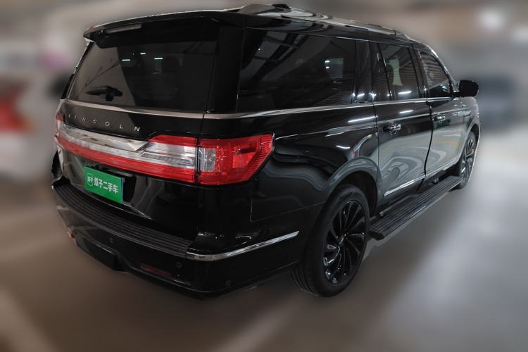 Used Lincoln Navigator 