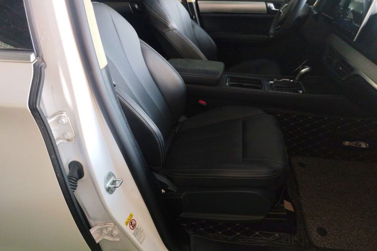 Used BYD Tang 2019 2.0T Automatic SmartConnect Luxury Edition 5 Seats China VI Standard