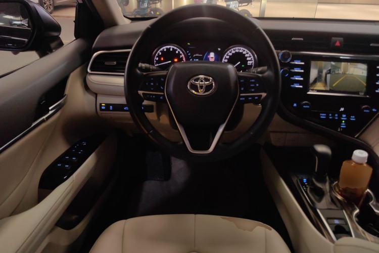 Used Toyota Camry 2018 2.0G Luxury Edition Steering Wheel