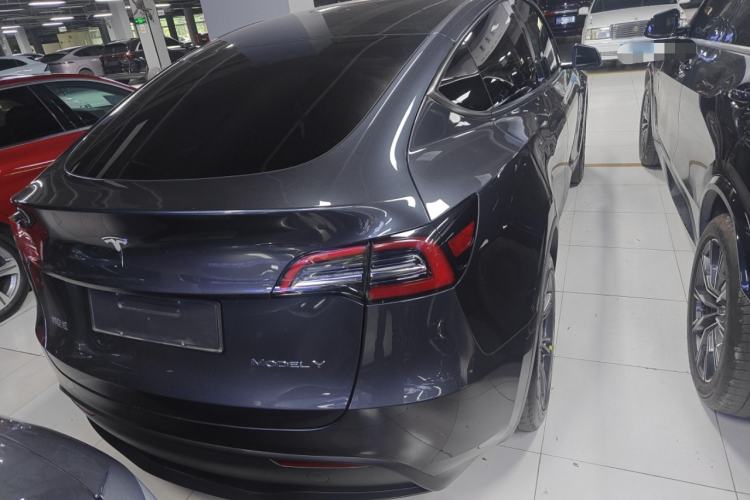 Used Tesla Model Y 2024 Rear-Wheel-Drive Version