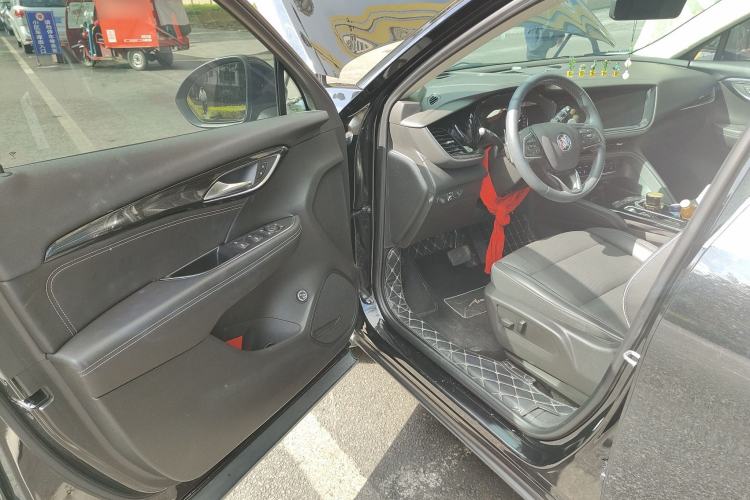 Used Buick Envision 2022 Encore Plus 652T Five-Seat Luxury Model