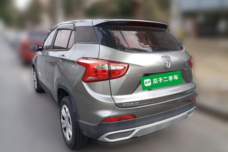 Used Baojun 510 2017 1.5L manual Comfort trim