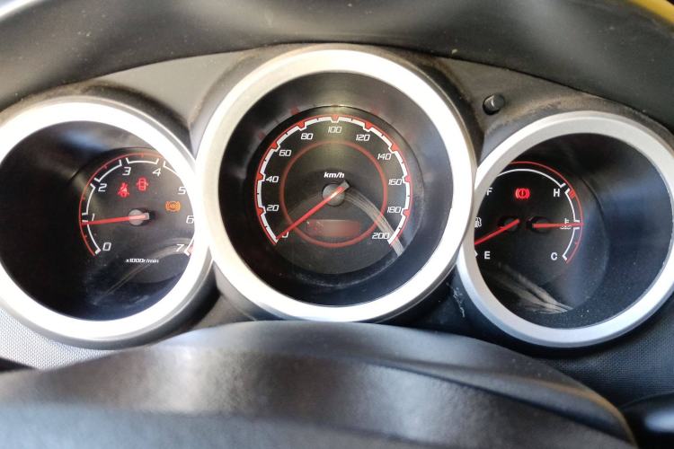 Used Changan CX20 2014 1.4L Manual Sport Edition China V Standard
