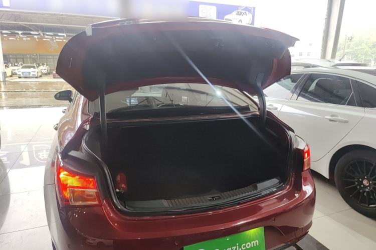 Used Buick Verano 2017 Sedan 20T Dual-Clutch Leading Model Trunk