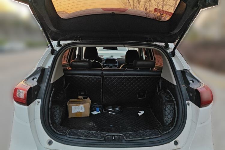 Used Dongfeng Aeolus AX4 2017 1.6L DCT Trendy Style
