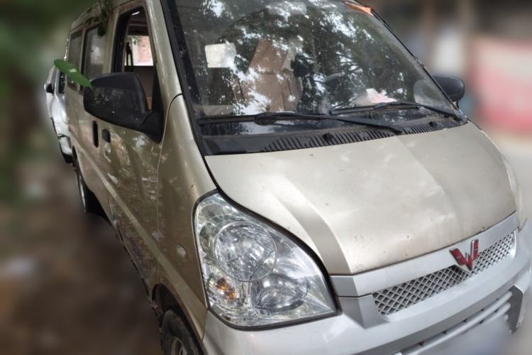 Used Wuling Rongguang 2011 1.2L Base Version