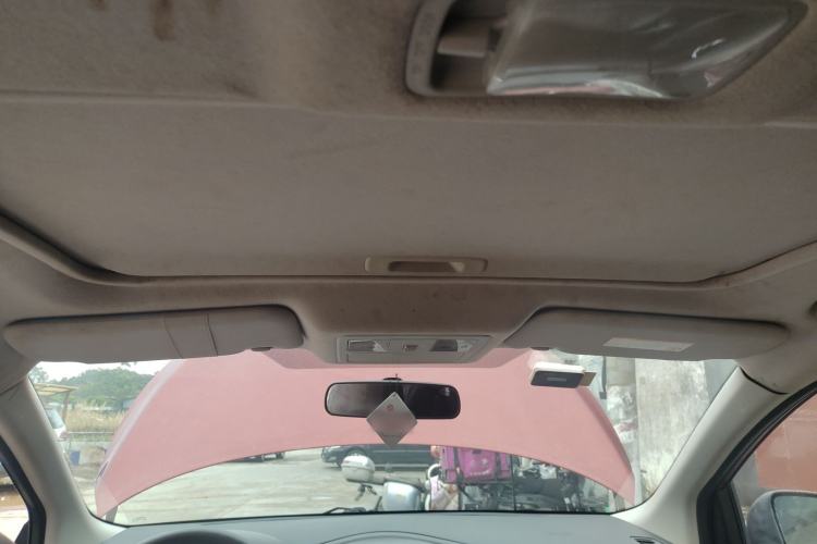 Used Nissan Tiida 2011 1.6L CVT Smart Version