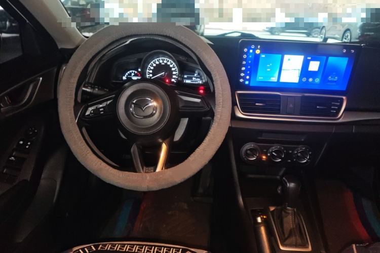 Used Mazda 3 Axela 2017 Sedan 1.5L Automatic Comfort Model Emission Standard China V