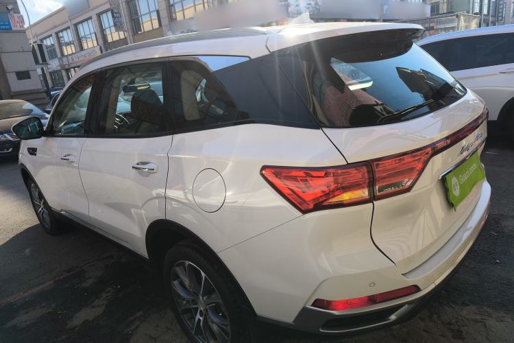 Used Zotye T500 2018 1.5T Manual Luxury Model
