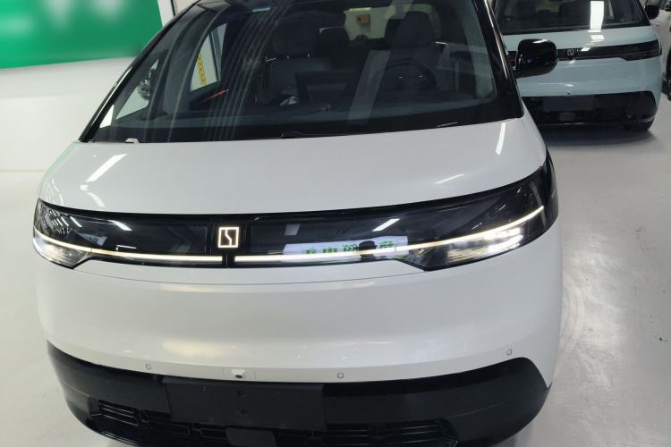 Used Zeekr MIX 2025 Intelligent Driving Version
