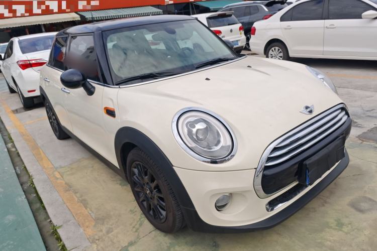 Used MINI 2016 1.5T COOPER Five-Door Edition Front Right 45 Deg