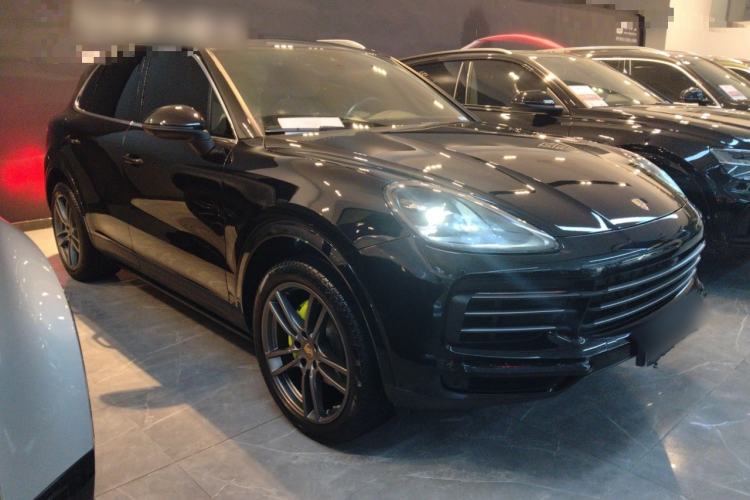 Used Porsche Cayenne E-Hybrid 2022 Cayenne E-Hybrid 2.0T Platinum Edition Front Right 45 Deg