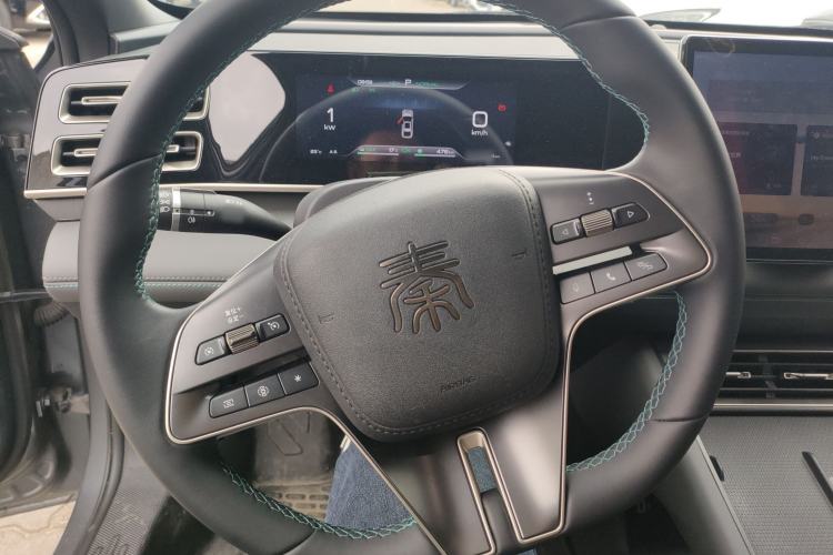 Used BYD Qin L 2024 DM-i 80KM Beyond Model Steering Wheel