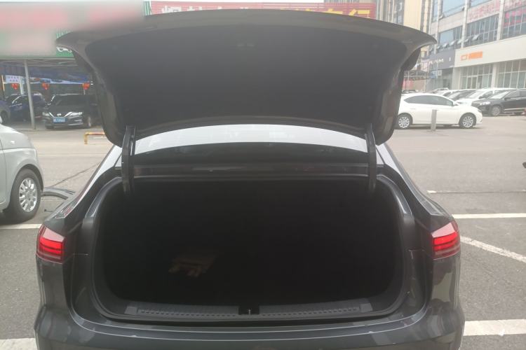 Used Roewe D6 2025 450km Deluxe Edition