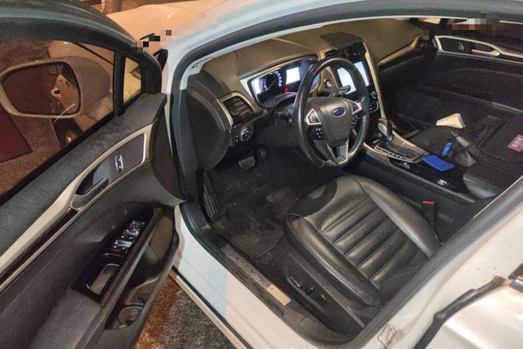 Used Ford Mondeo 2013 2.0L GTDi 200 Luxury Model
